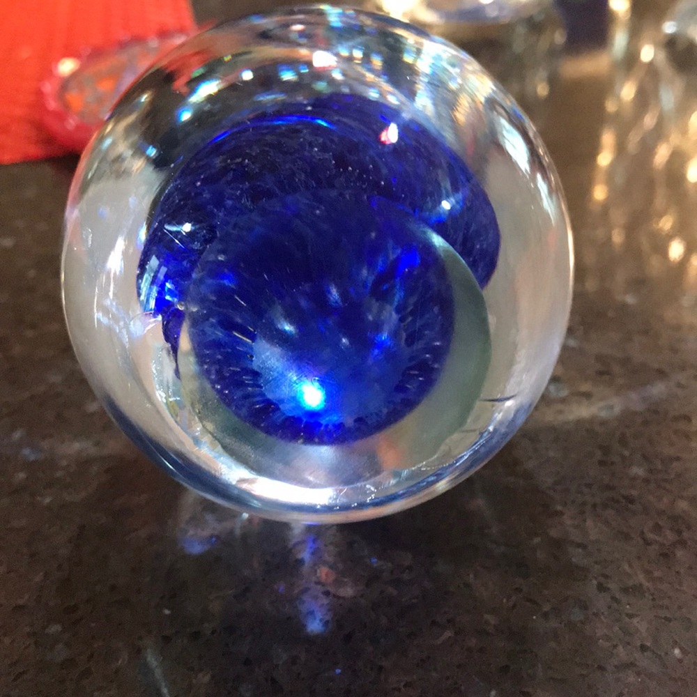 Murano oval paperweight large - Picture 7 of 7